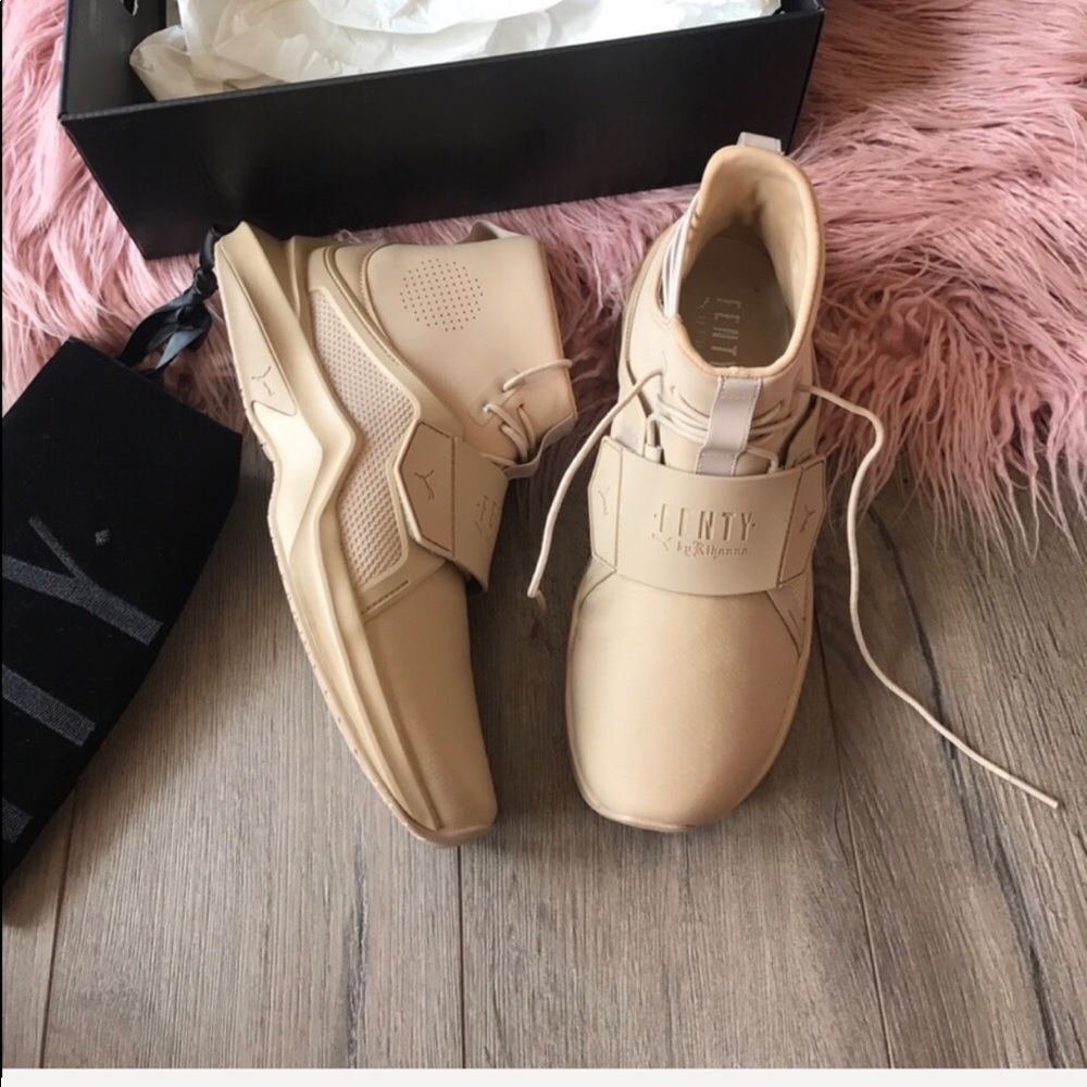 NWT Puma x Fenty shoes - Picture 8 of 8