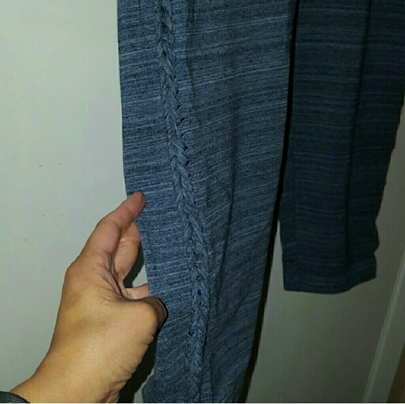 Victoria Secret Yoga Pants - Picture 2 of 3