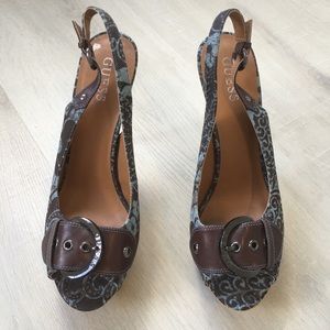 MOVING SALE!!! Stunning Guess platform shoes.