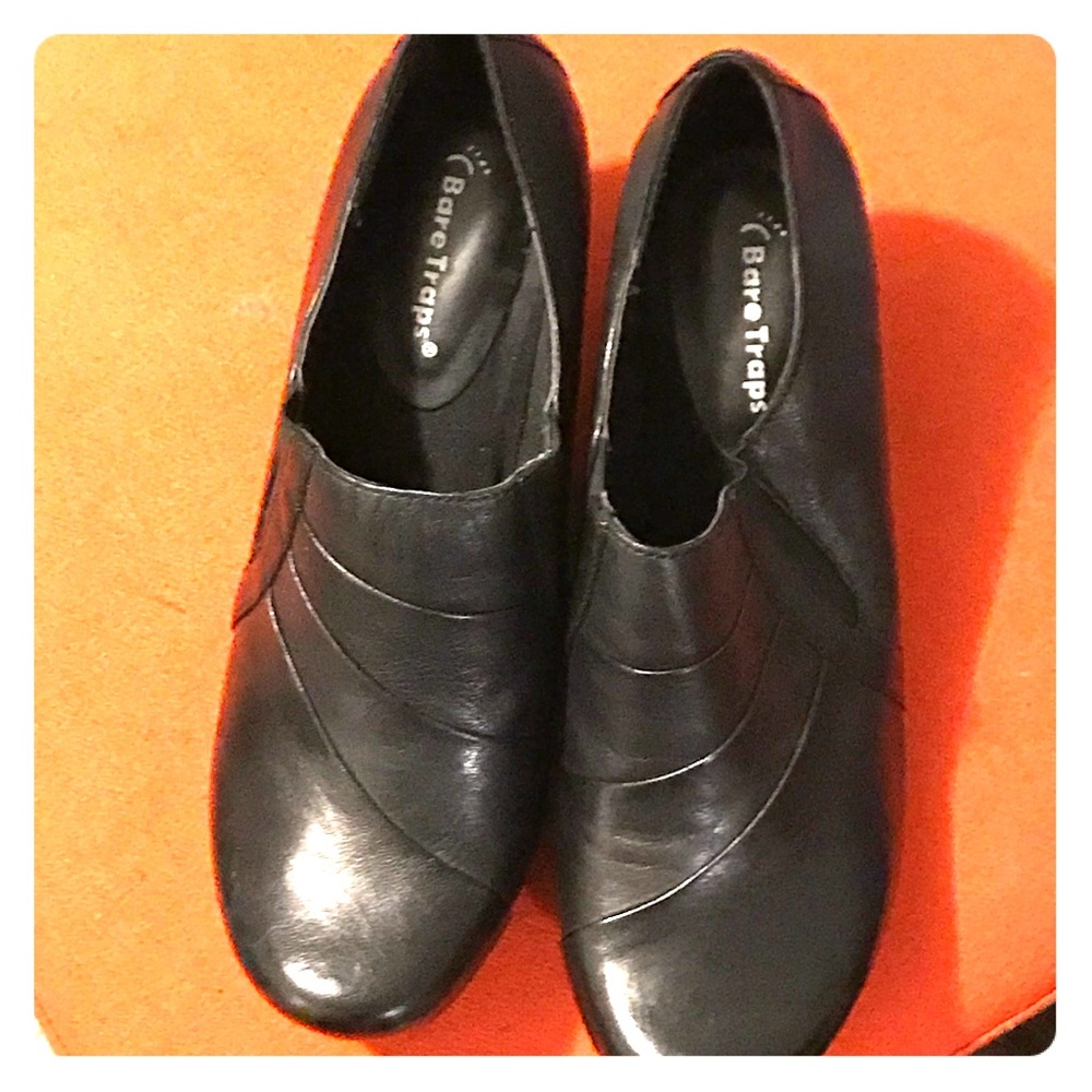 Bare Traps ankle boots. Size 9.5