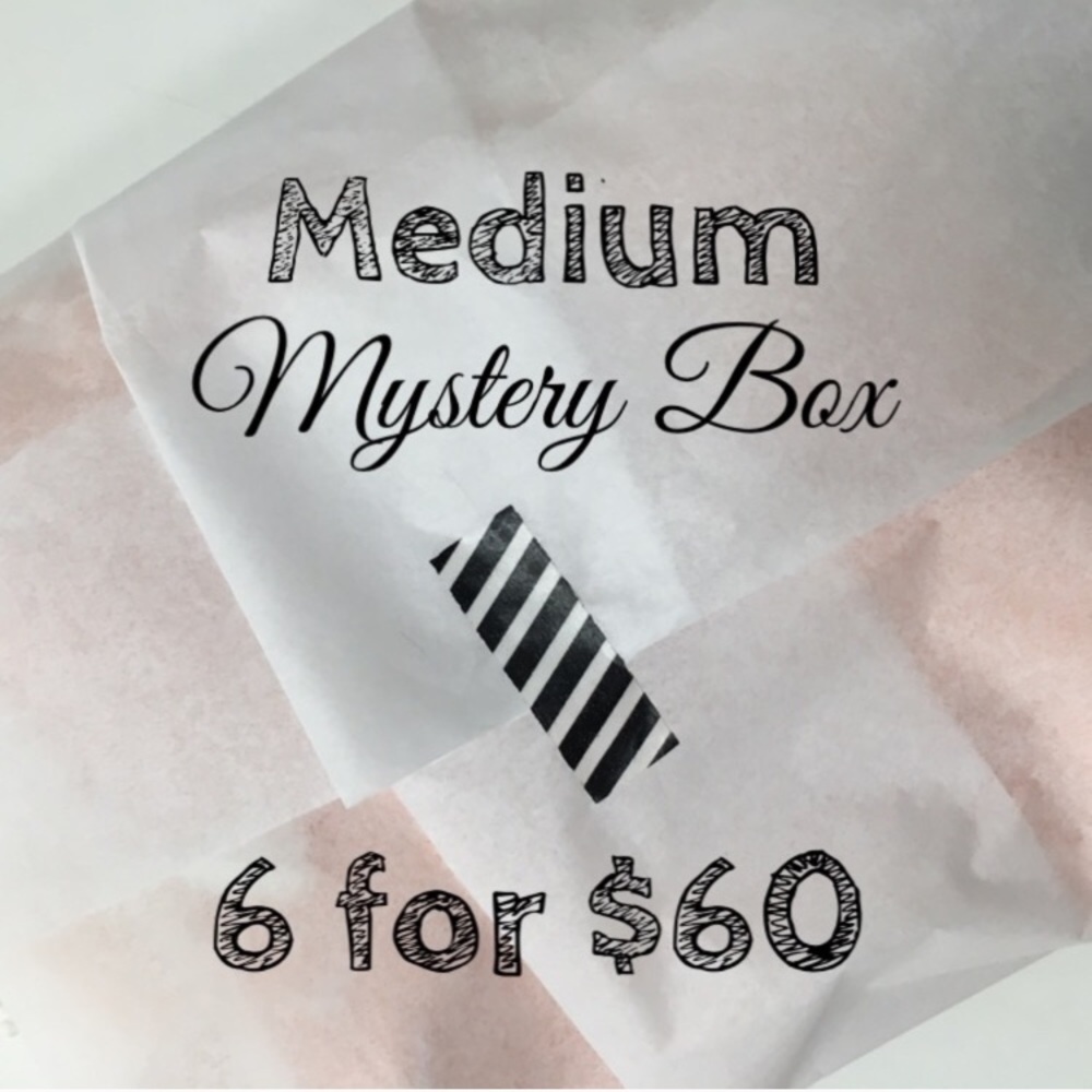 Medium mystery box, all items are in medium size