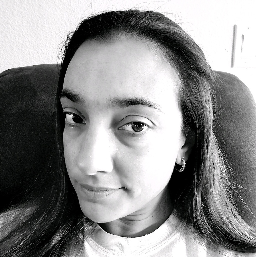 Meet your Posher, Carrie