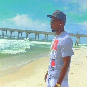 Meet your Posher, Shamon