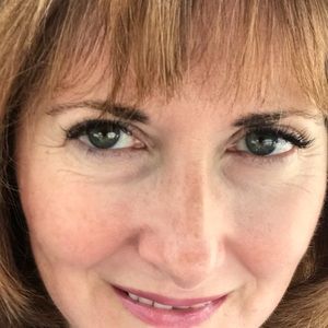 Meet your Posher, Paula