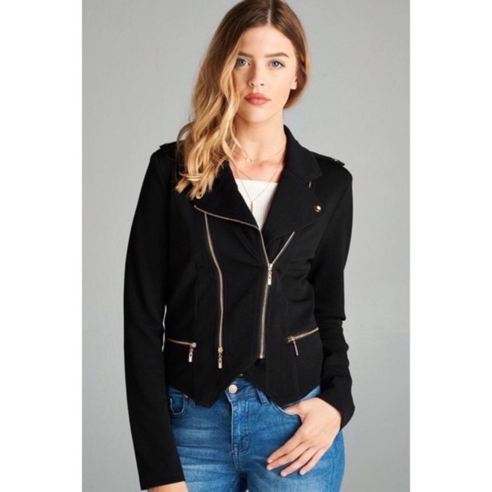 ‼️Clearance ‼️Zip up Moto Jacket in Black 🎉