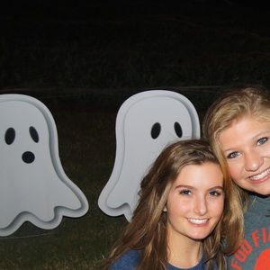 Meet your Posher, Lillie