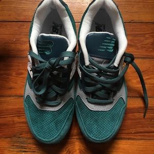 New Balance Sneakers
