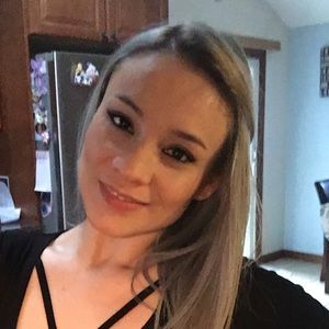 Meet your Posher, Sandy