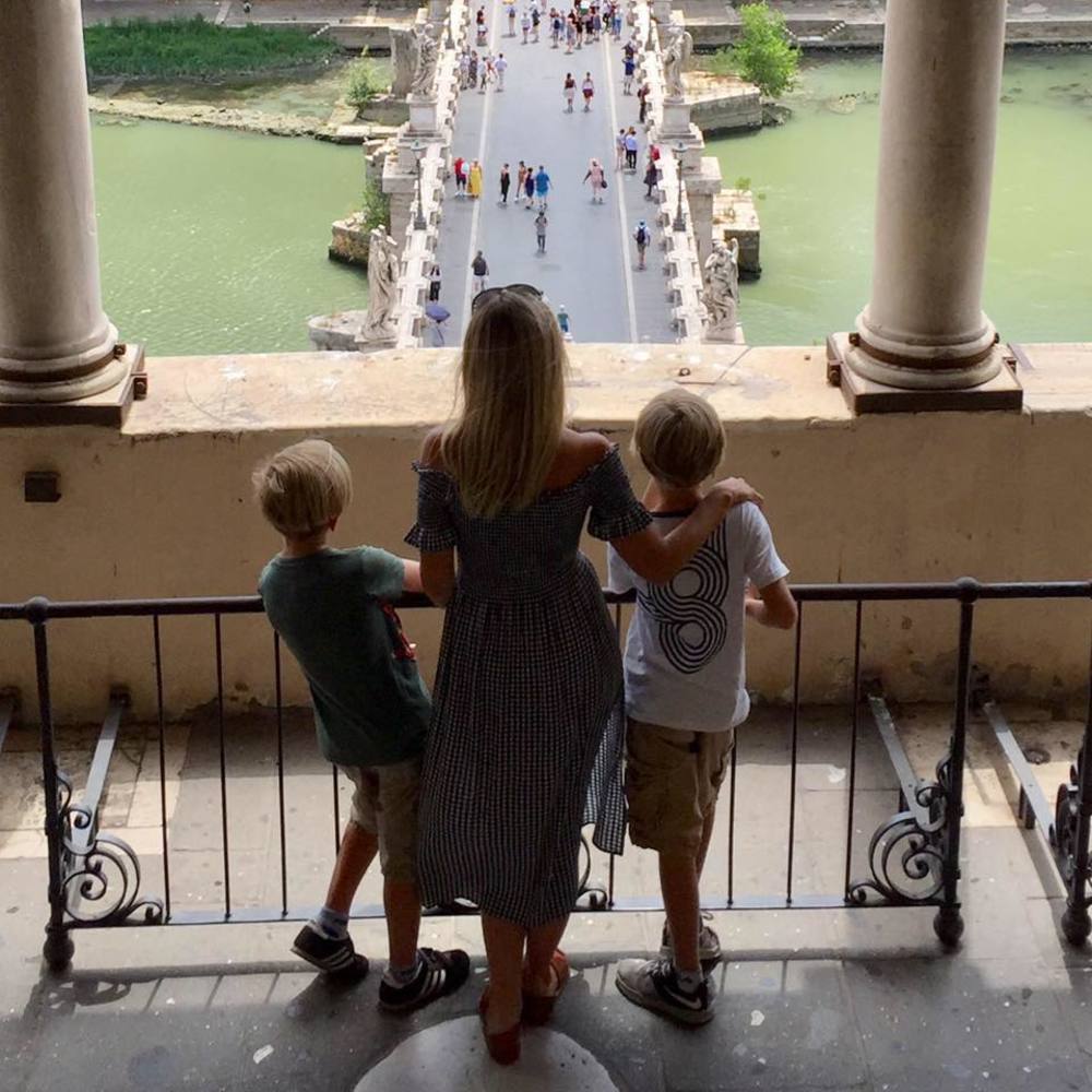 Meet your Posher, Jane