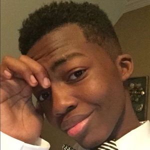 Meet your Posher, Angelo