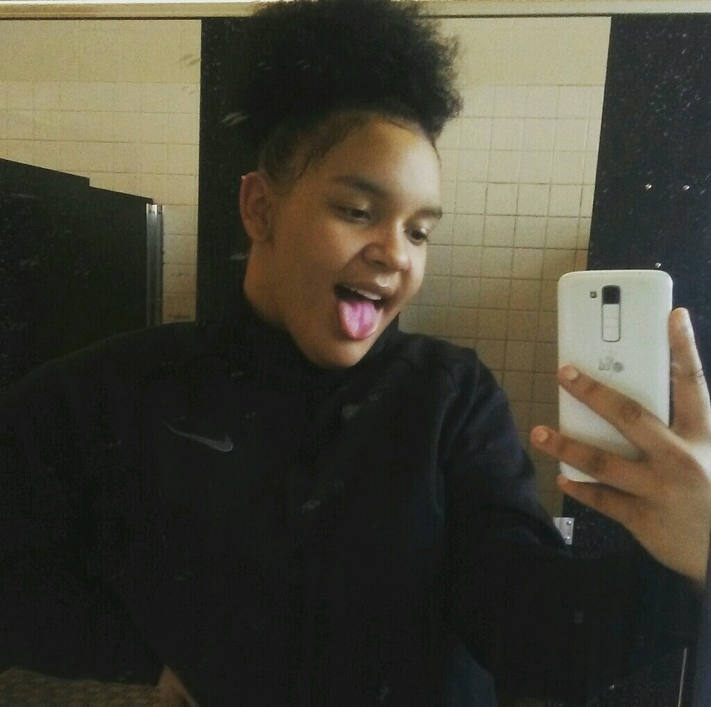 Meet your Posher, Marissa