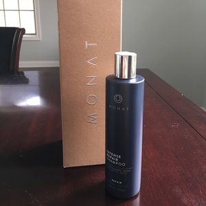 Monat IRT shampoo
