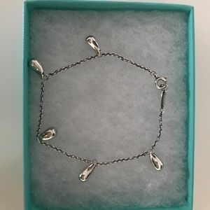 Tiffany Elsa Peretti Teardrops bracelet.  6.5 in.