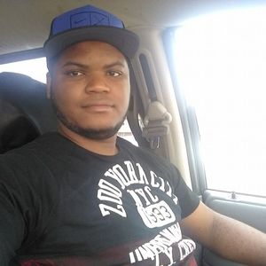 Meet your Posher, Carlos anibal