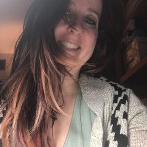 Meet your Posher, Angela