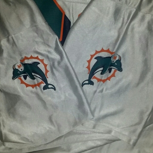 NFL Team Apparel Miami Dolphins BUSH #22 Jersey - Picture 5 of 6
