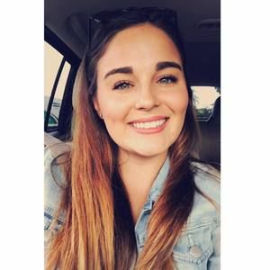 Meet your Posher, Monica