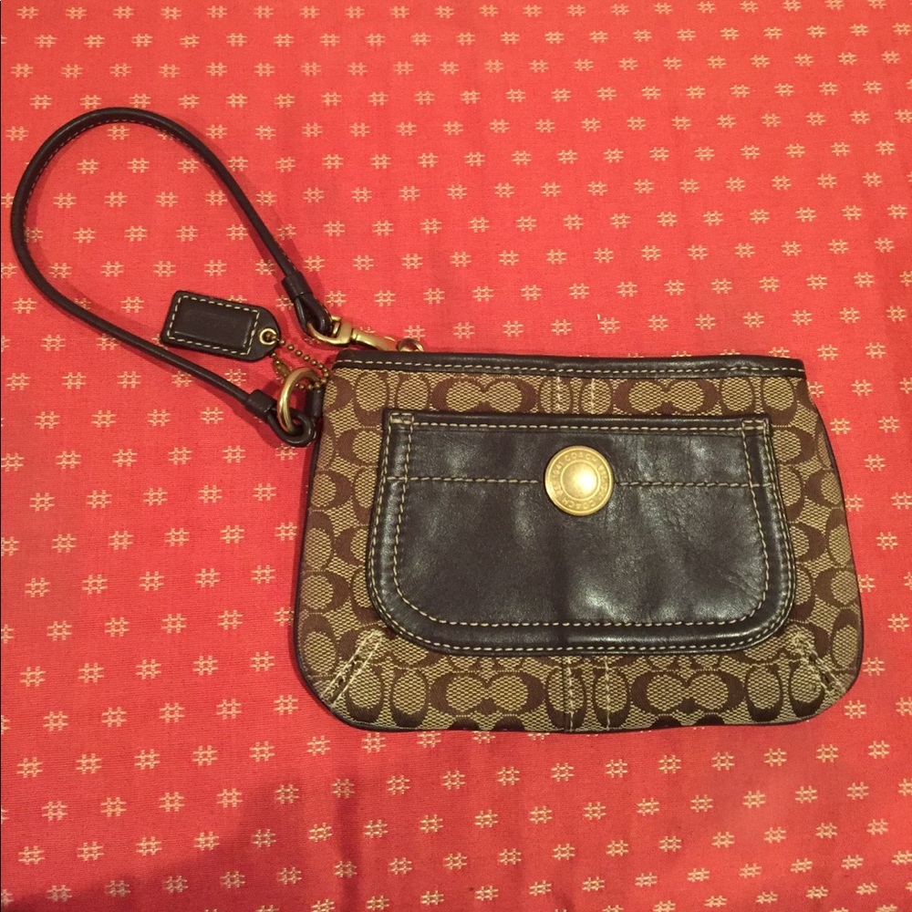 Coach wristlet/clutch