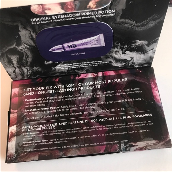 Urban Decay Urban Addictions eyeshadow pallet - Picture 6 of 6