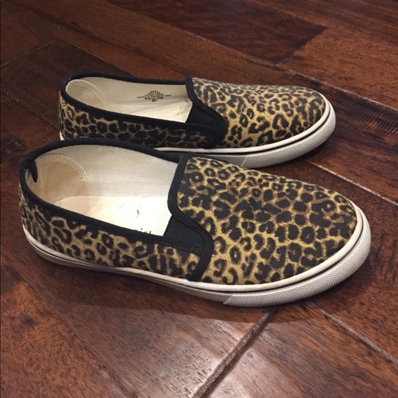 madden girl slip on tennis shoes