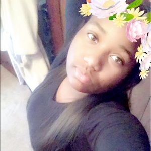 Meet your Posher, Celeste