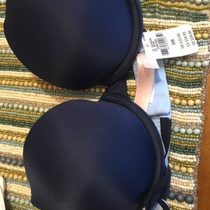 Victoria's Secret bra size 32B new with tags