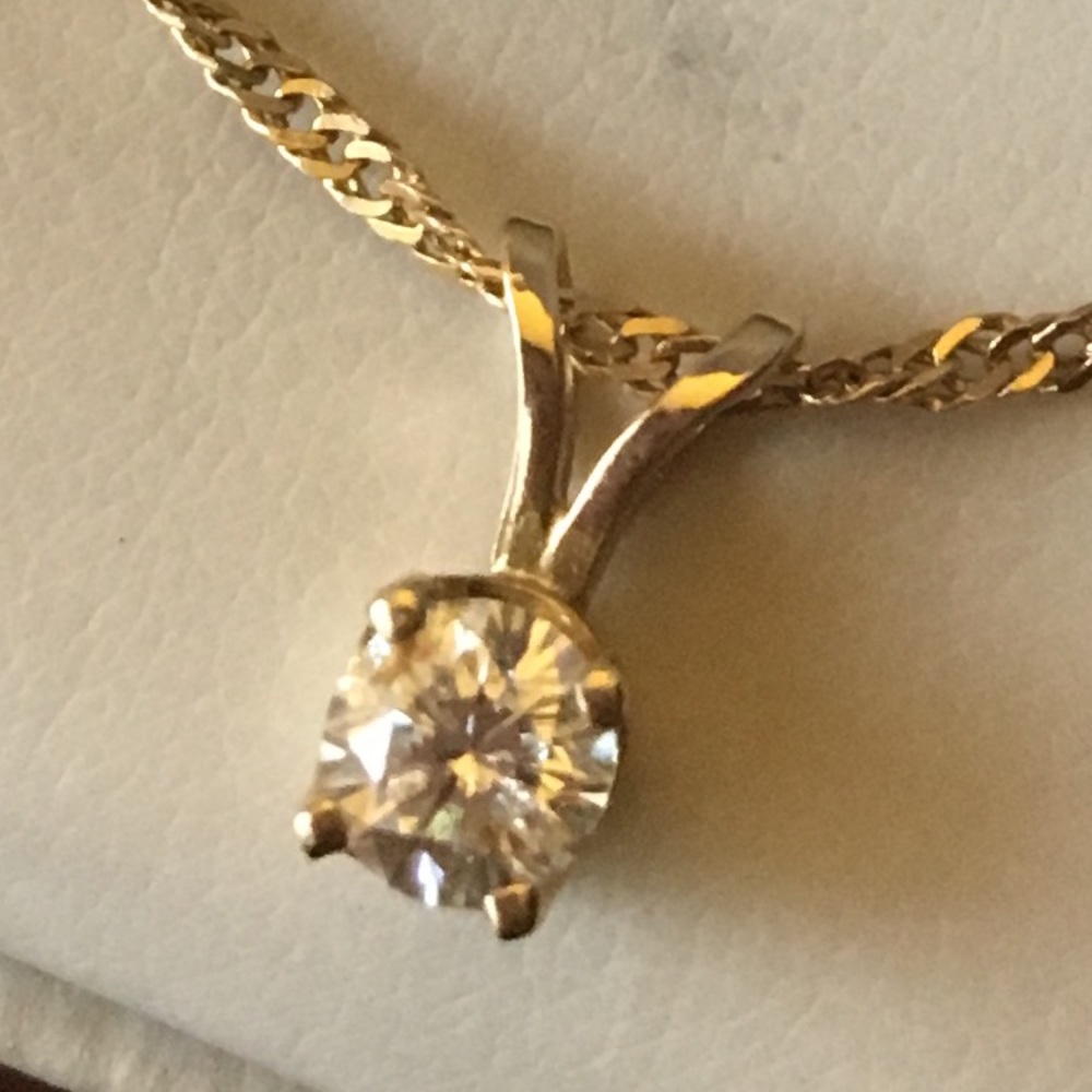 1/3 CT Diamond Solitaire Pendant
