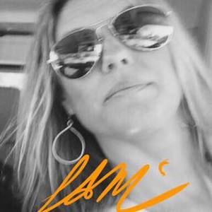 Meet your Posher, Leslie