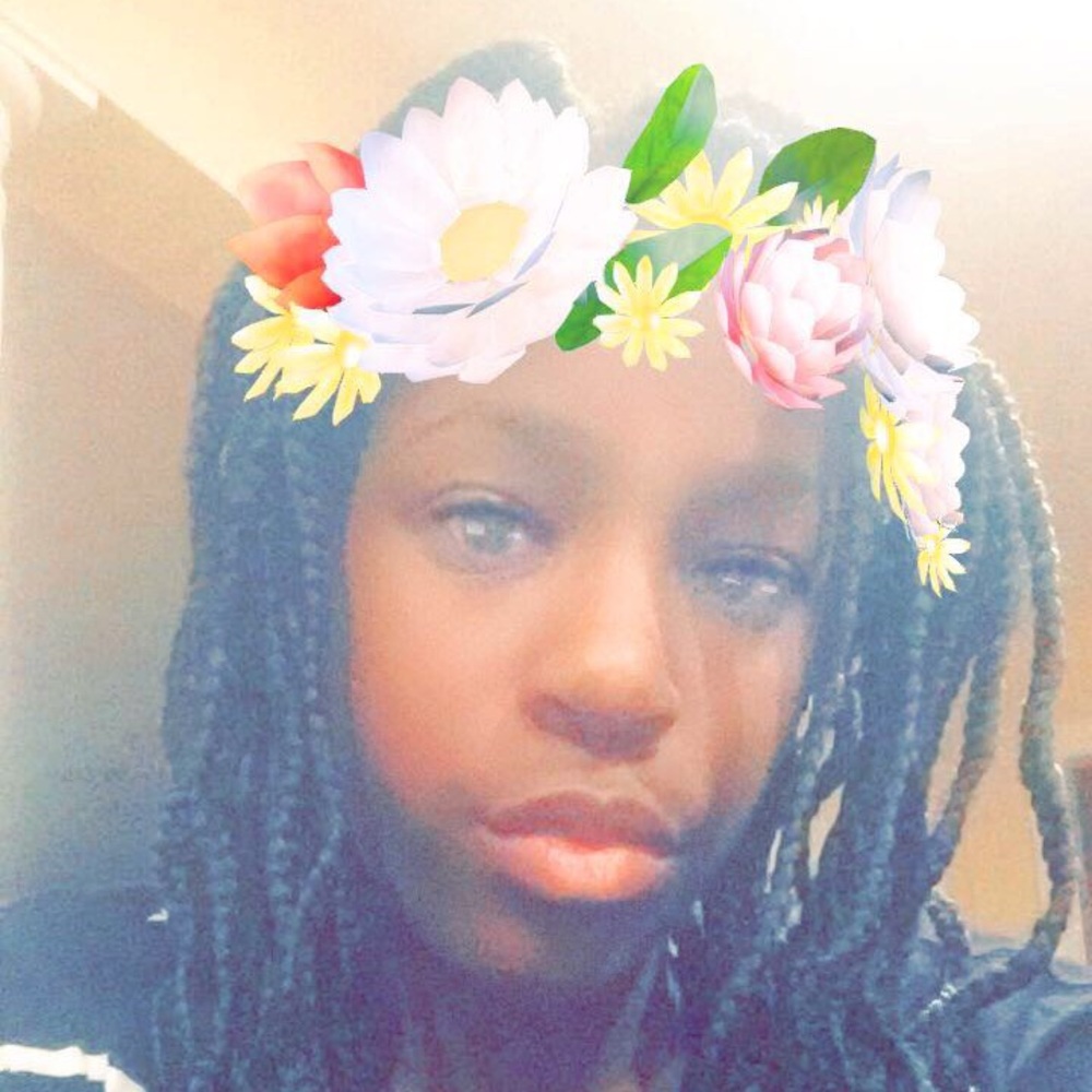 Meet your Posher, Chloe