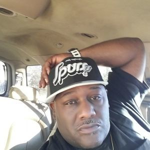 Meet your Posher, Deondra