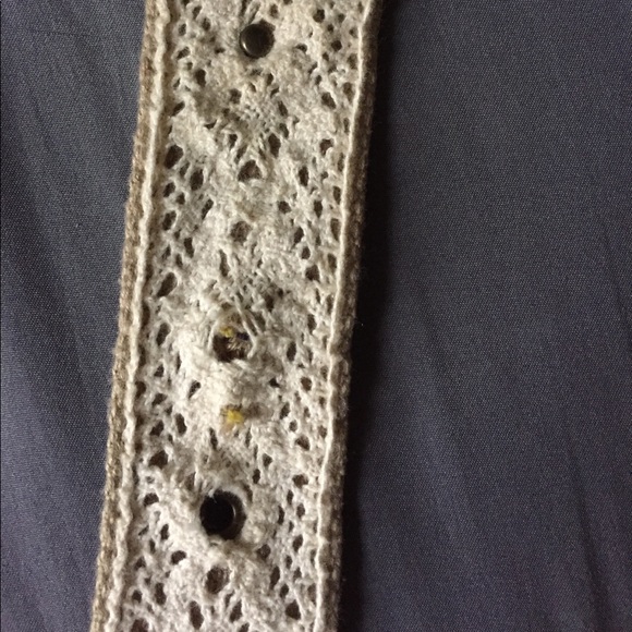 Cream Colored Belt - Picture 3 of 3