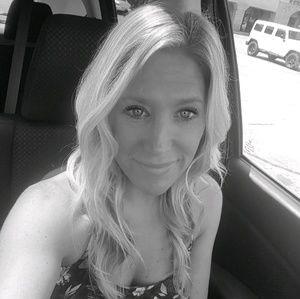 Meet your Posher, Traci