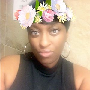 Meet your Posher, Veleka