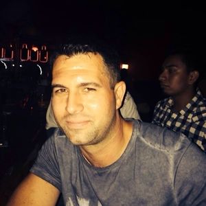 Meet your Posher, Christopher