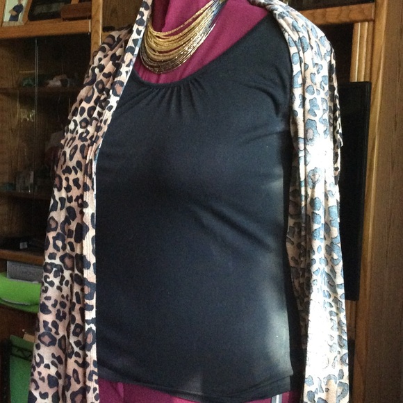 No Boundaries Leopard Print Blouse - Picture 4 of 6