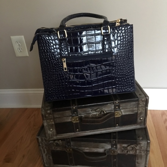 Handbags - Beautiful handbag