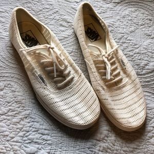 Off white lace up vans