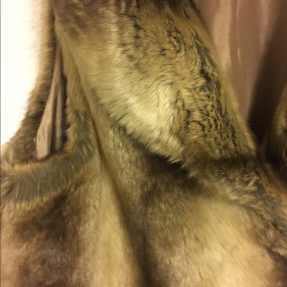 🔥FUR VEST - Picture 4 of 4