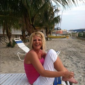 Meet your Posher, Nikki