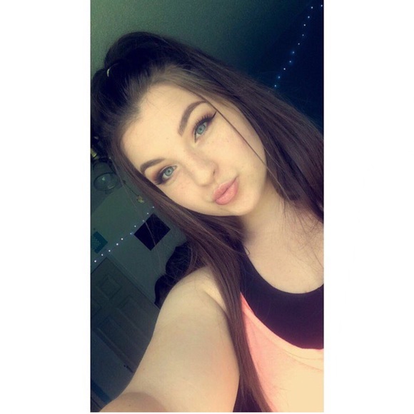 Meet your Posher, Kyla - Picture 1 of 1