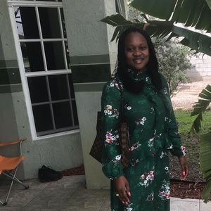 Meet your Posher, April