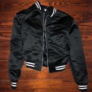 BOMBER JACKET FROM URBAN OUTFITTERS (BRAND NEW)