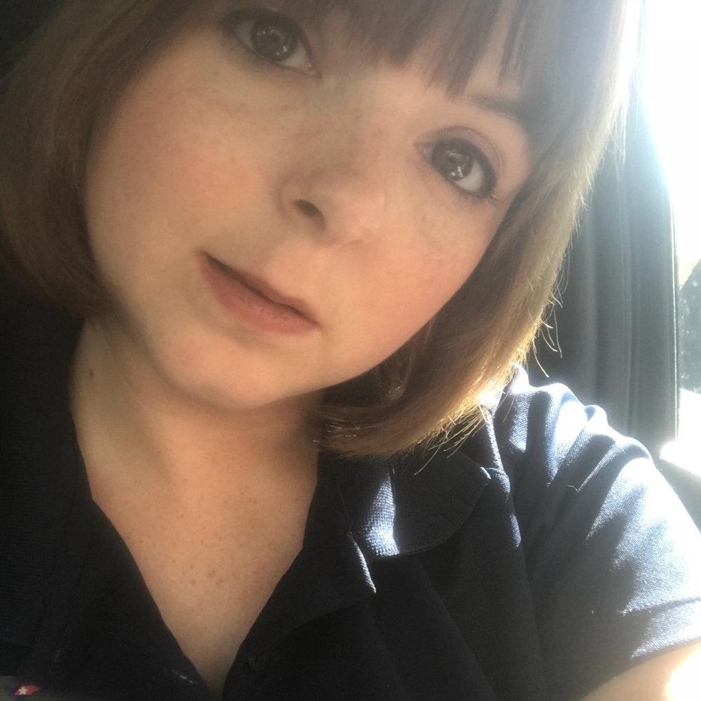 Meet your Posher, Brooke!