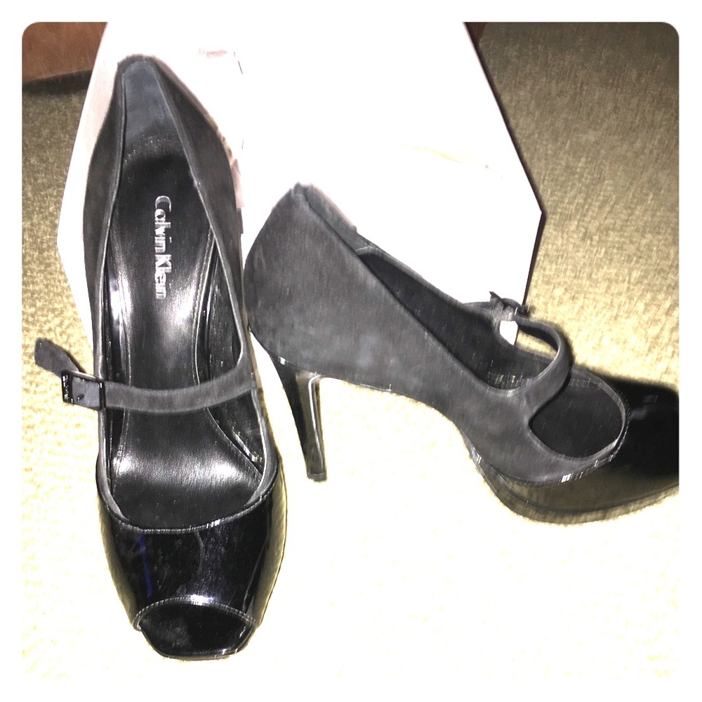 Calvin Klein Peep toe Mary Jane heel