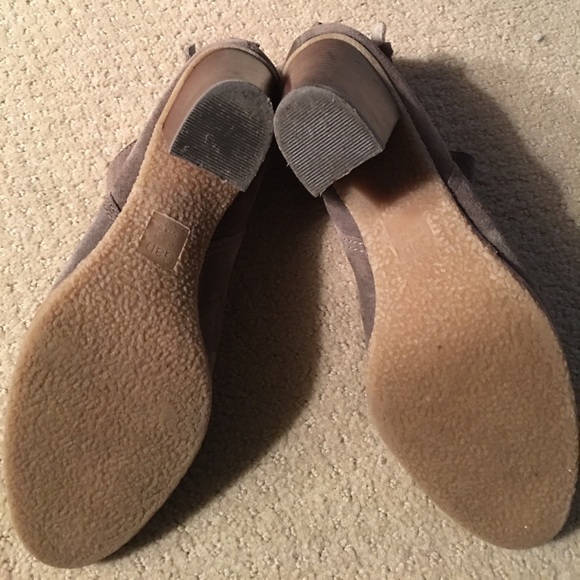 Gap Suede Booties Size 8 - Picture 2 of 6