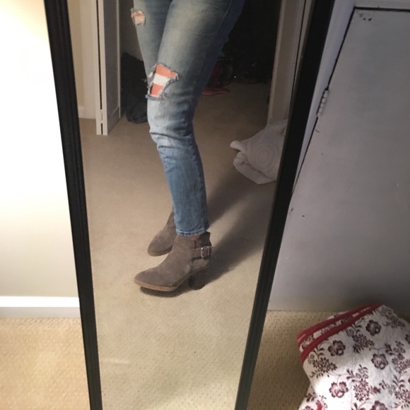 Gap Suede Booties Size 8 - Picture 6 of 6