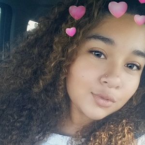 Meet your Posher, Blanca