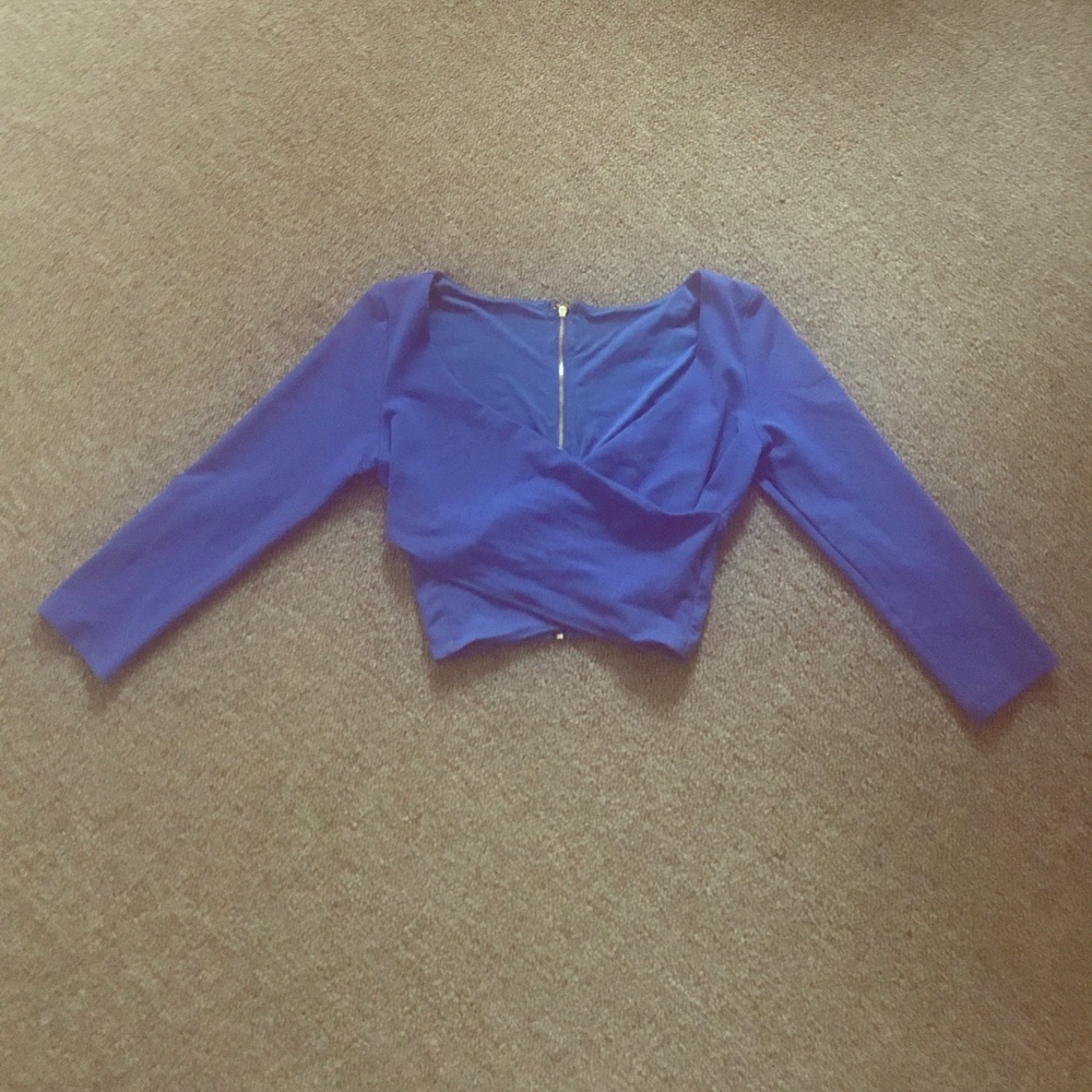 Bebe Crop Top