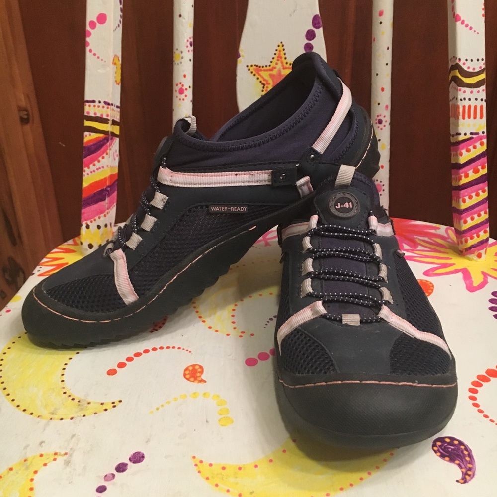 J-41 Slip-on Tennis Shoe