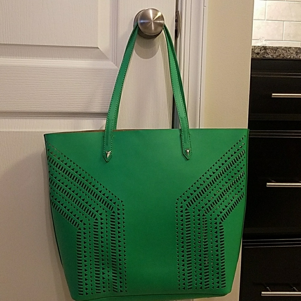 Stella and Dot Kelly Green Tote